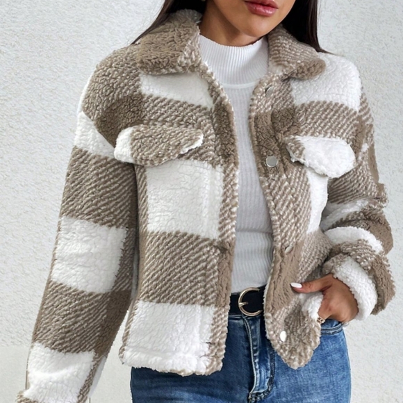 Classic Plaid Long Sleeve Jacket with Decorative Pocket Flaps - Picture 1 of 7